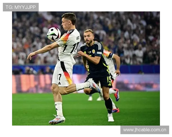 本托开球失误传给本泽马错失良机射门偏出错过进球机会